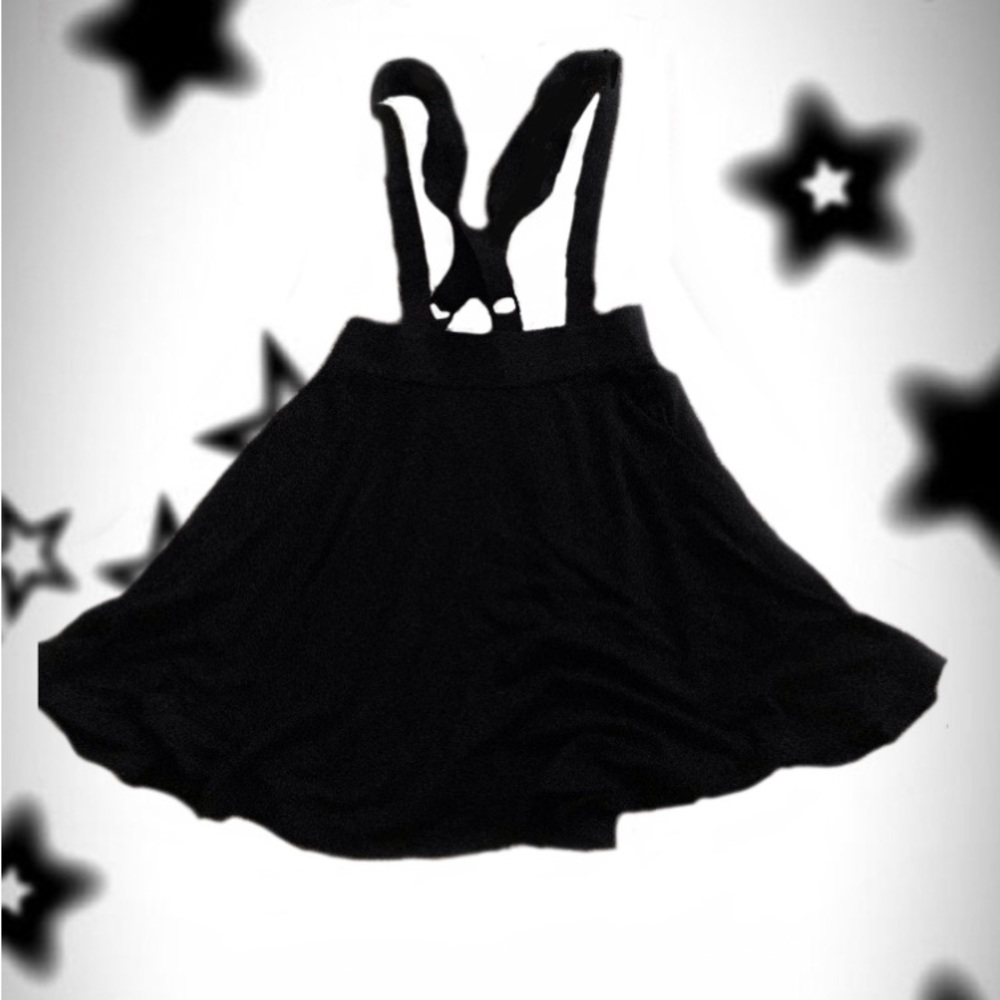 ⭐️Hot Topic⭐️ Black Suspender Skirt